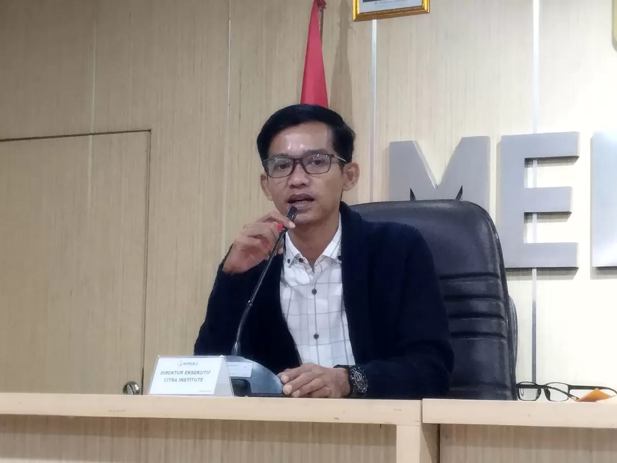 pengamat citra institute, yusak farchan